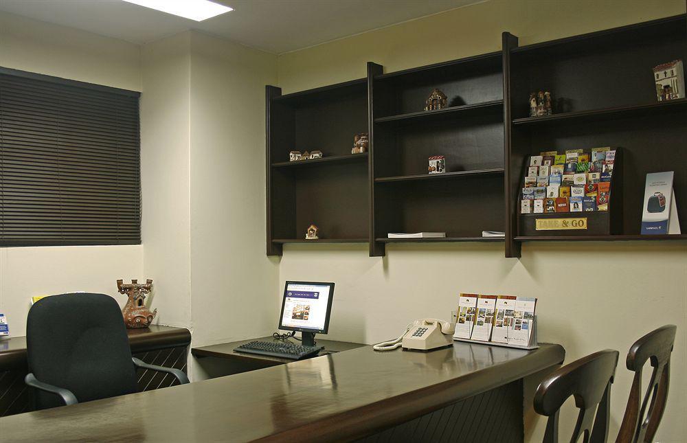 Socialtel Posada Miraflores Lima Dalaman gambar